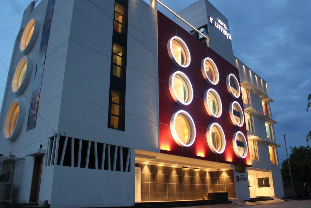 אויאיין Oyo 963 Hotel Rumaya מראה חיצוני תמונה