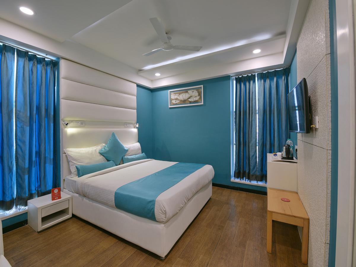 אויאיין Oyo 963 Hotel Rumaya מראה חיצוני תמונה
